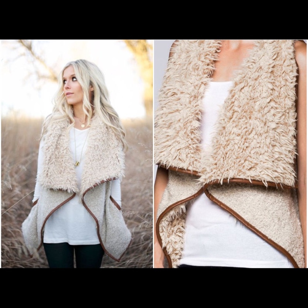Love Tree faux fur vest